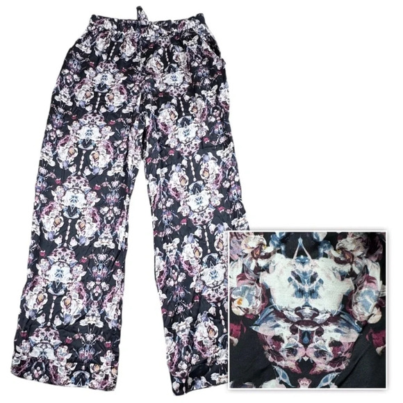 Chloe Kristyn Flowy Lightweight Floral Flower Boho Pants. Medium. Made in USA - Picture 12 of 12